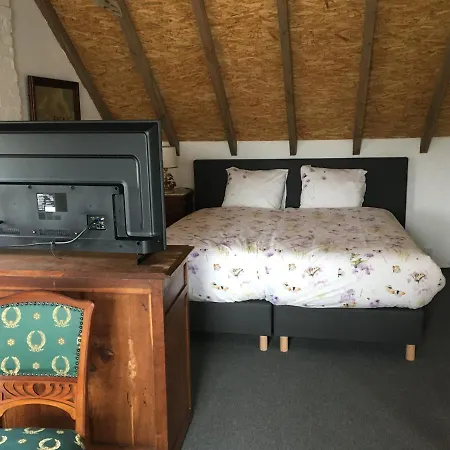 Nergena Frei לינה וארוחת בוקר