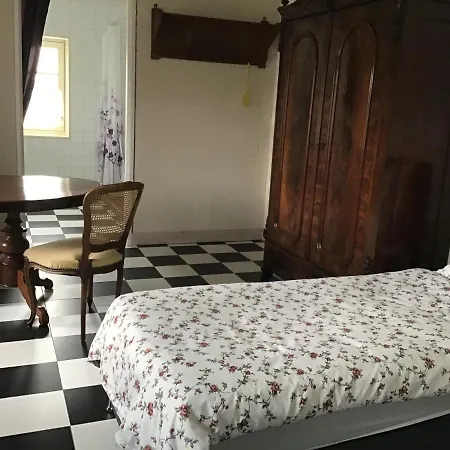 Nergena Frei לינה וארוחת בוקר